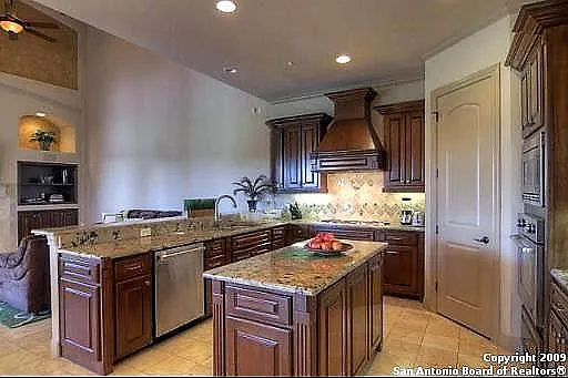 30 Stone Hill Ct — Photo 16