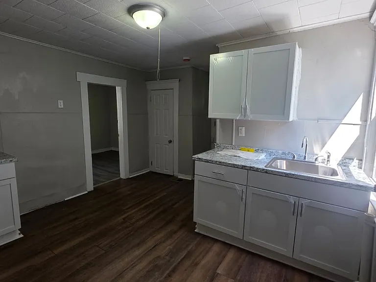 143 County St #2 — Photo 5