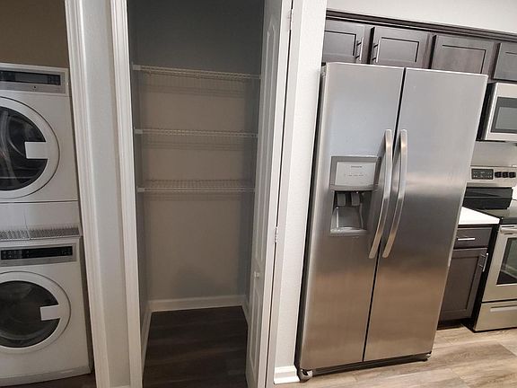 5th image of 4974 Key Lime Dr Unit 301