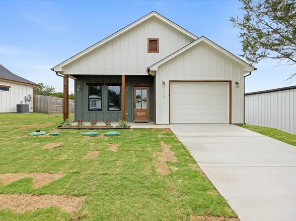 2603 Creekview Dr, Granbury, TX 76048