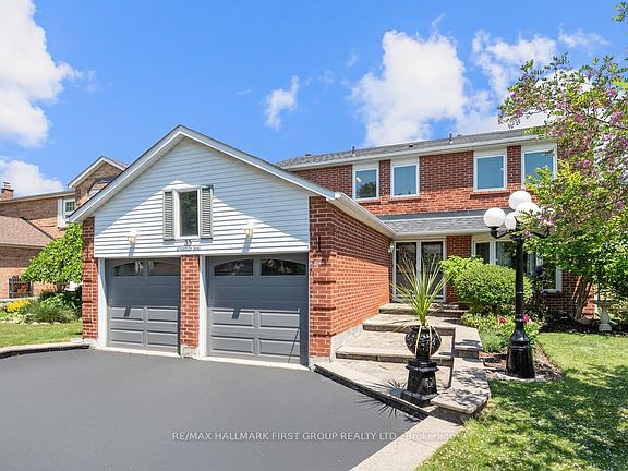 2nd image of 35 Rotherglen Rd S