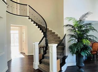 9911 NE 158th St, Bothell, WA 98011