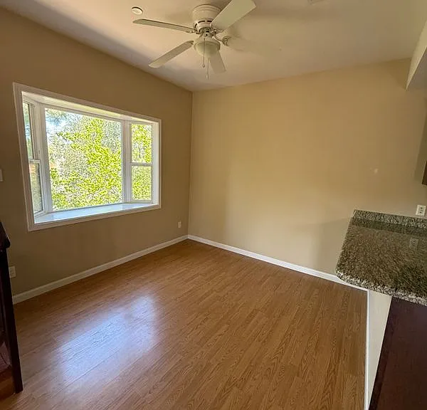 1769 Los Feliz Dr #3 — Photo 7