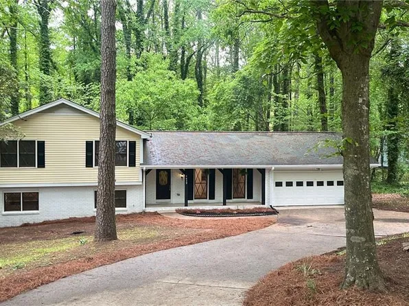 4639 Hardwood Rd, Stone Mountain, GA 30083