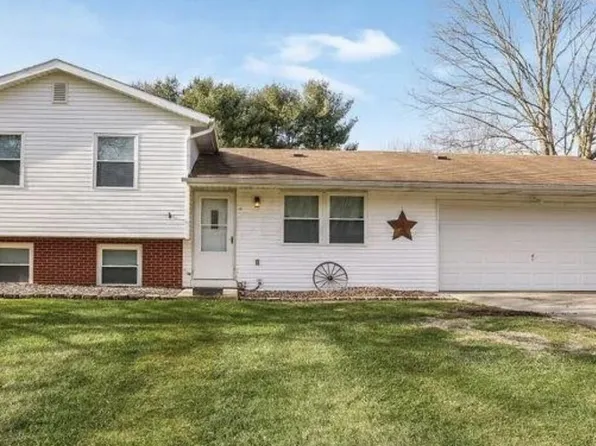 9769 Creek Rd, Pataskala, OH 43062