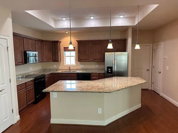 801 Blue Bird Ln, Wake Forest, NC 27587