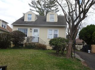 511 Tennis Ave, Glenside, PA 19038