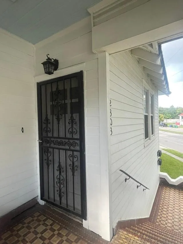2 bed, 935 sqft, $1,375 — Photo 1