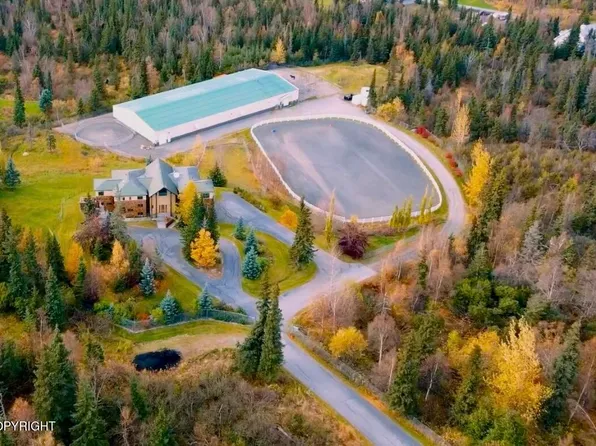 11744 Hillside Dr, Anchorage, AK 99507