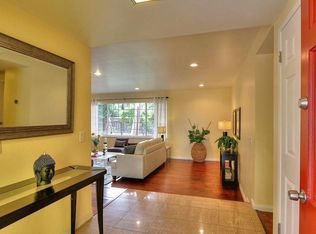 1139 Hollenbeck Ave, Sunnyvale, CA 94087