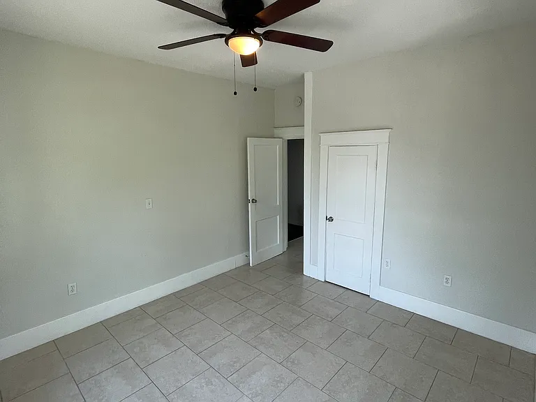 416 W Amelia Ave #3 — Photo 7