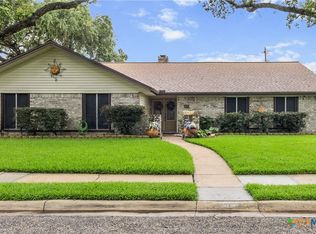 128 Cumberland Gap, Victoria, TX 77904
