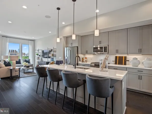 2001 Beach St #321, Philadelphia, PA 19125