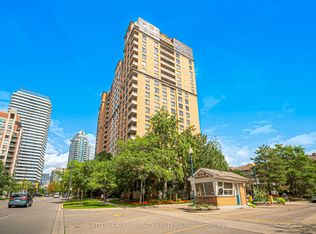 18 Sommerset Way #2007, Toronto, ON M2N 6X5