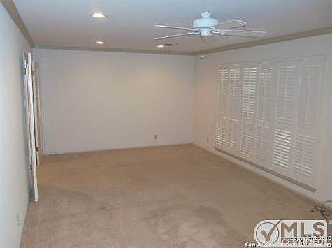 3rd image of 2910 Burnside Dr