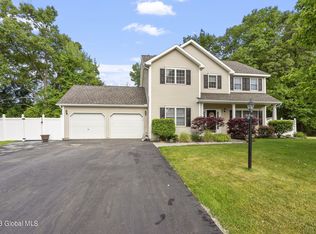 28 Rustyville Rd, Loudonville, NY 12211