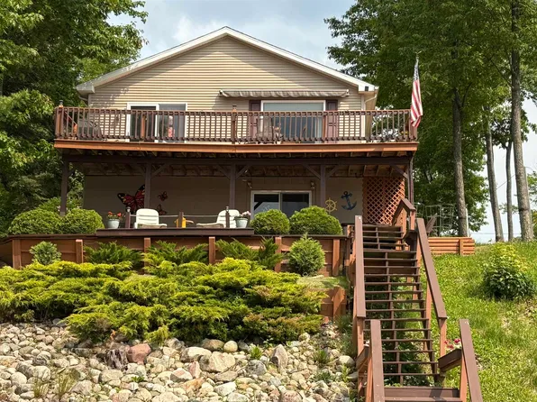 6439 E Redman Rd, Harrison, MI 48625