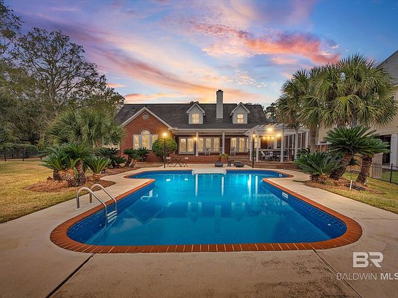 3rd image of 4851 Audubon Dr