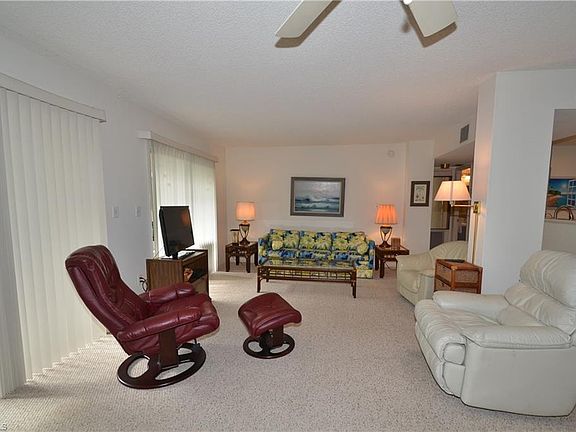 4th image of 555 Park Shore Dr #B-113