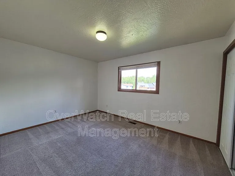 6872 Tamir Ave — Photo 20