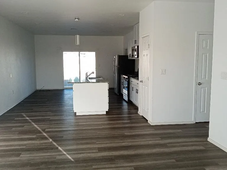 718 Cobre St #2 — Photo 4
