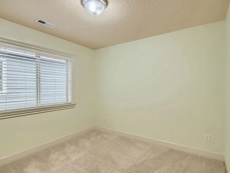 13531 NW Kollenborn Ln — Photo 24