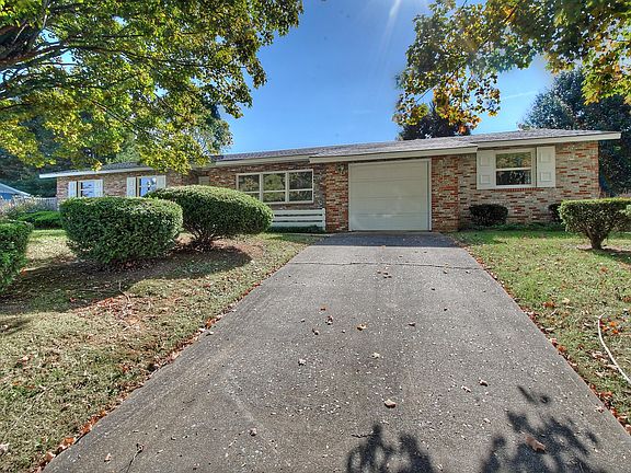 3rd image of 501 Glendale Dr