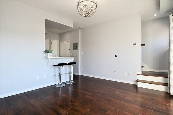 Sold by Corcoran | media 21