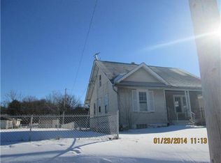 3137 10th St, Rock Island, IL