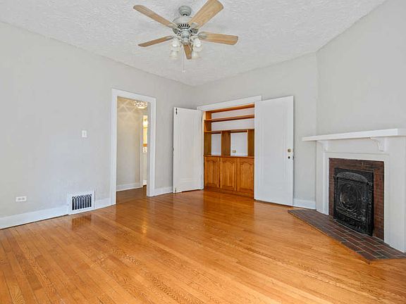 3rd image of 117 N West St #1