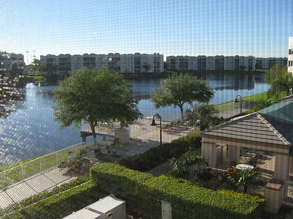 3rd image of 7662 Granville Dr #308