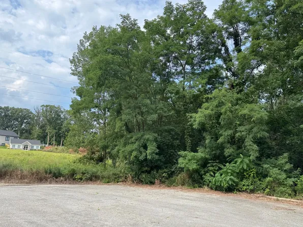 32 Davidano Ct, Crown Point, IN 46307