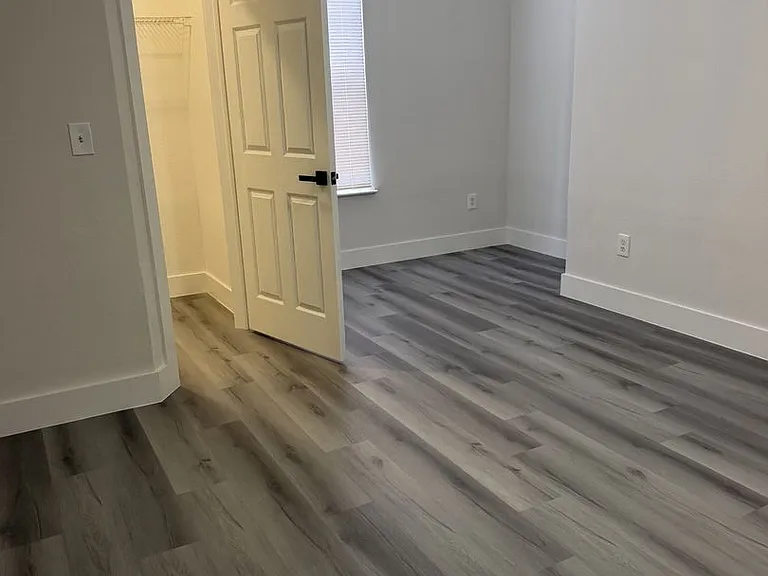 2001 Tizewell Cir #1503 — Photo 12