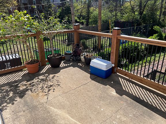 5th image of 6320 Berthold Ave #1