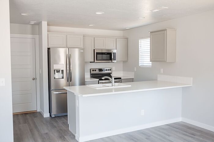 1st image of 1040 E Martello Ln