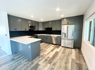 110 Hillcrest Dr #9, Encinitas, CA 92024