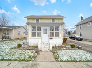 1007 E Hunt St, Adrian, MI 49221