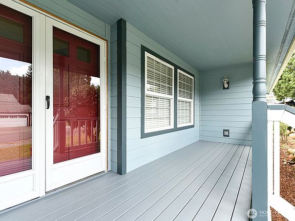 3rd image of 8606 146th Street Ct E