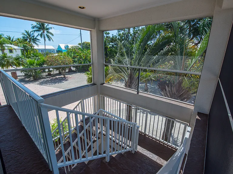 17375 Jamaica Ln — Photo 27
