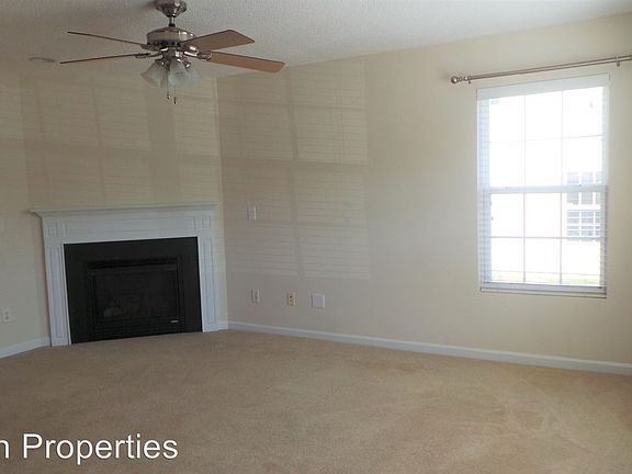 2nd image of 634 Cairn Cir