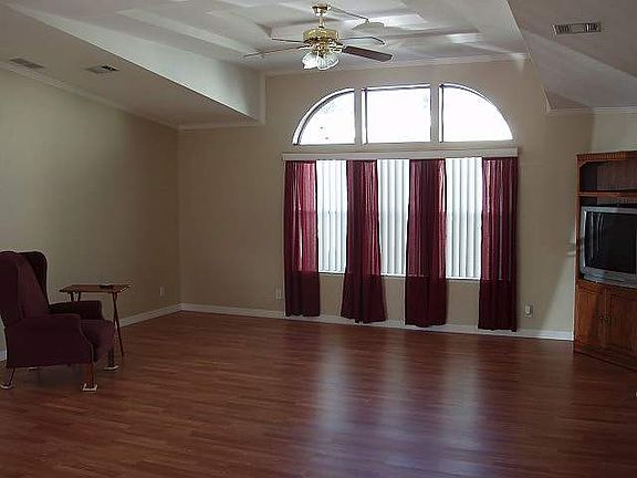 2nd image of 4872 Las Floras Ct