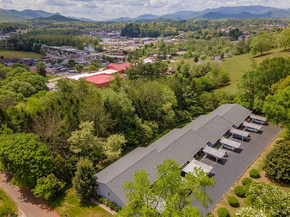 98 Randolph St Franklin NC Zillow