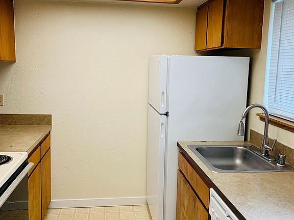 4th image of 711 1st Ave S #711.3