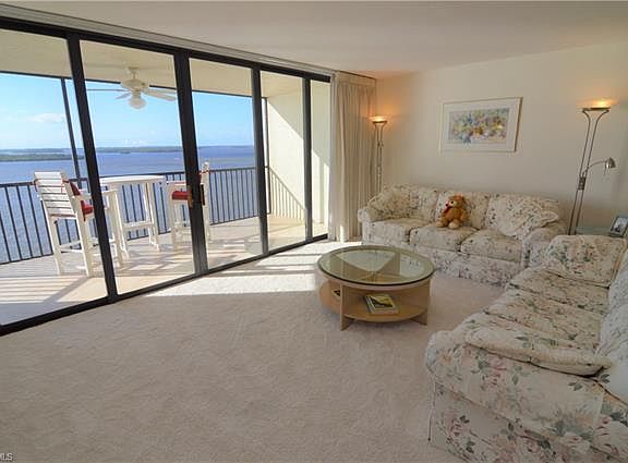 4th image of 17080 Harbour Point Dr APT 1015