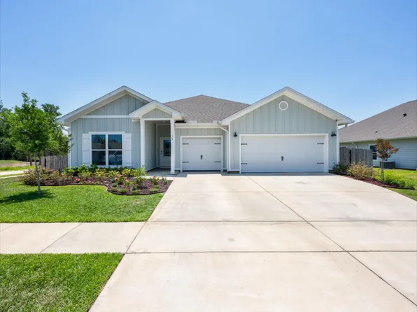 78 Hammock Breeze Dr, Freeport, FL 32439
