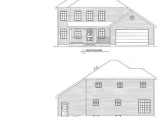 8 Geranium Dr, Gorham, ME 04038