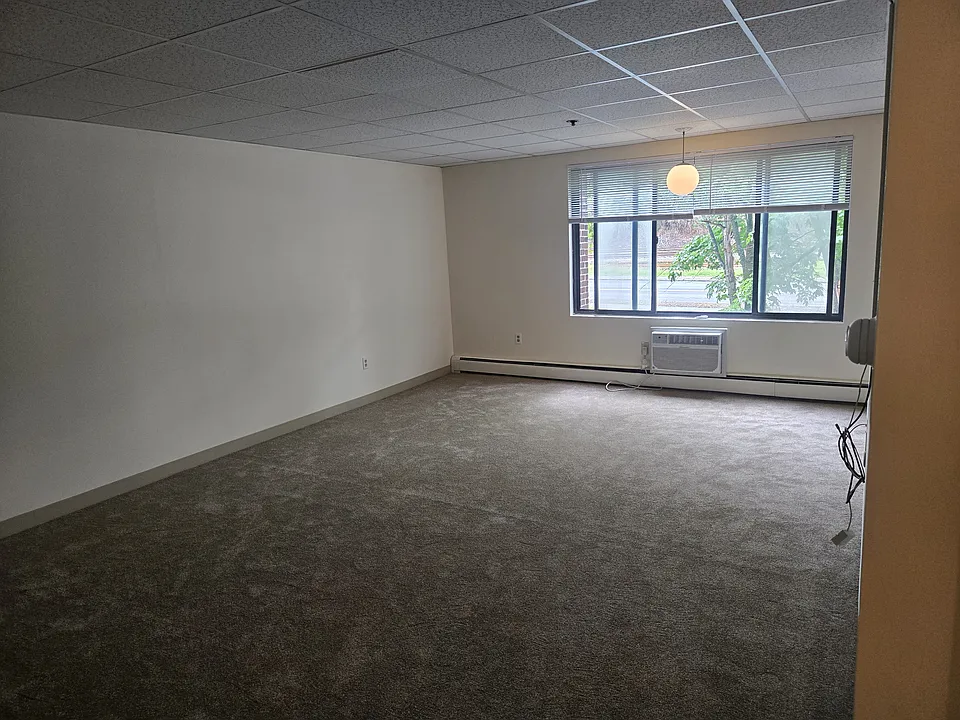 90 Sutton St #3C