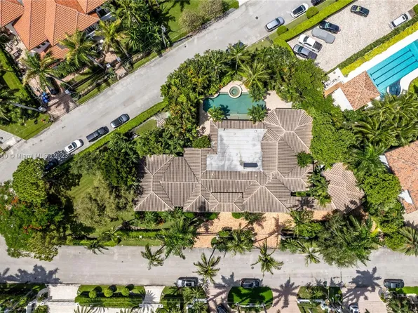 2520 Laguna Ter, Fort Lauderdale, FL 33316