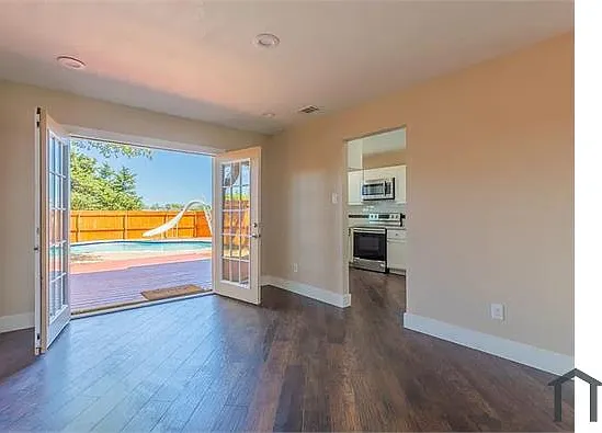 5202 Vagas Dr — Photo 10