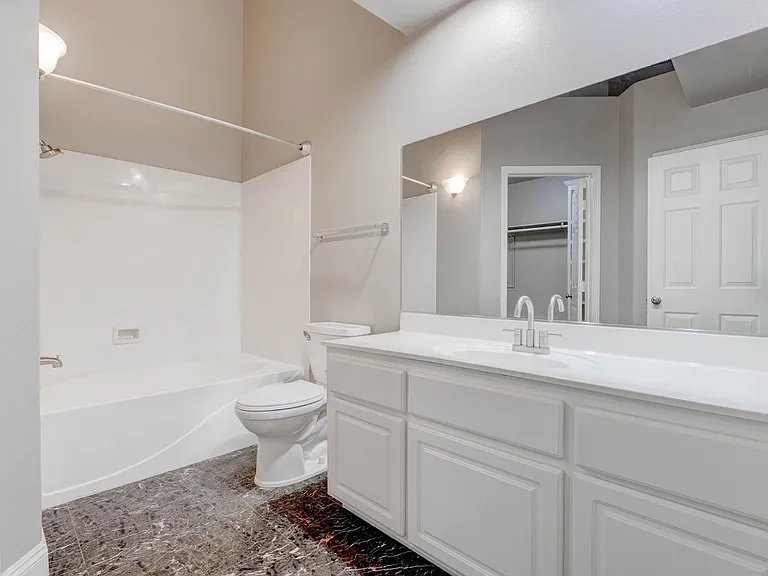 10001 Crimson Palisades Pl #202 — Photo 23